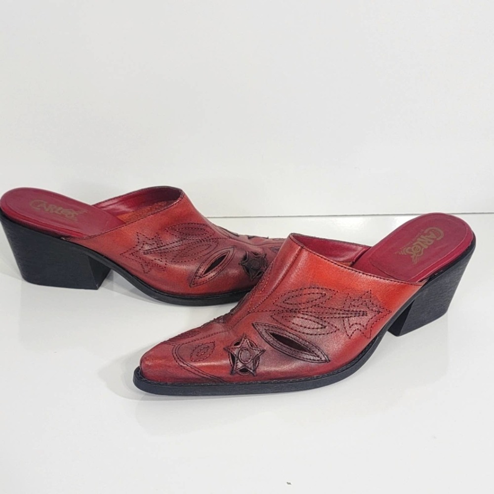 Western Pointed Toe Red Leather Cut Out Mules